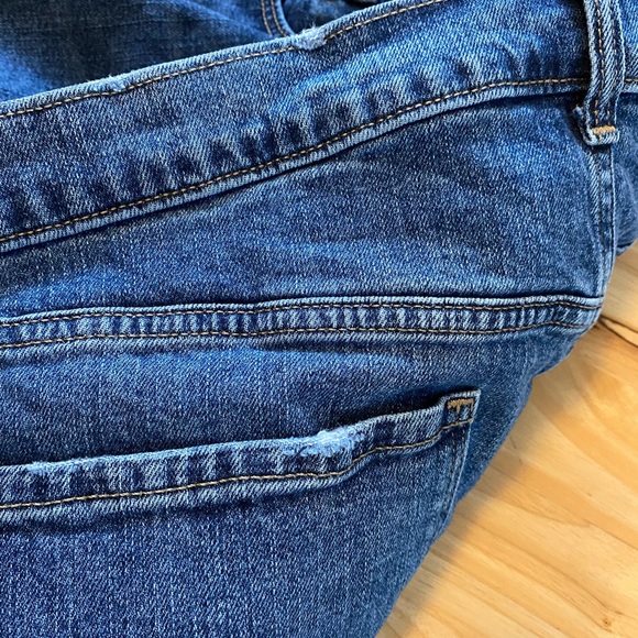 2-pair Old Navy size 18 boyfriend jeans - Picture 7 of 16